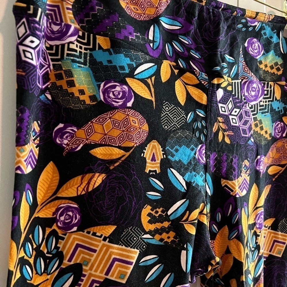 B2.13 LULAROE TC Leggings